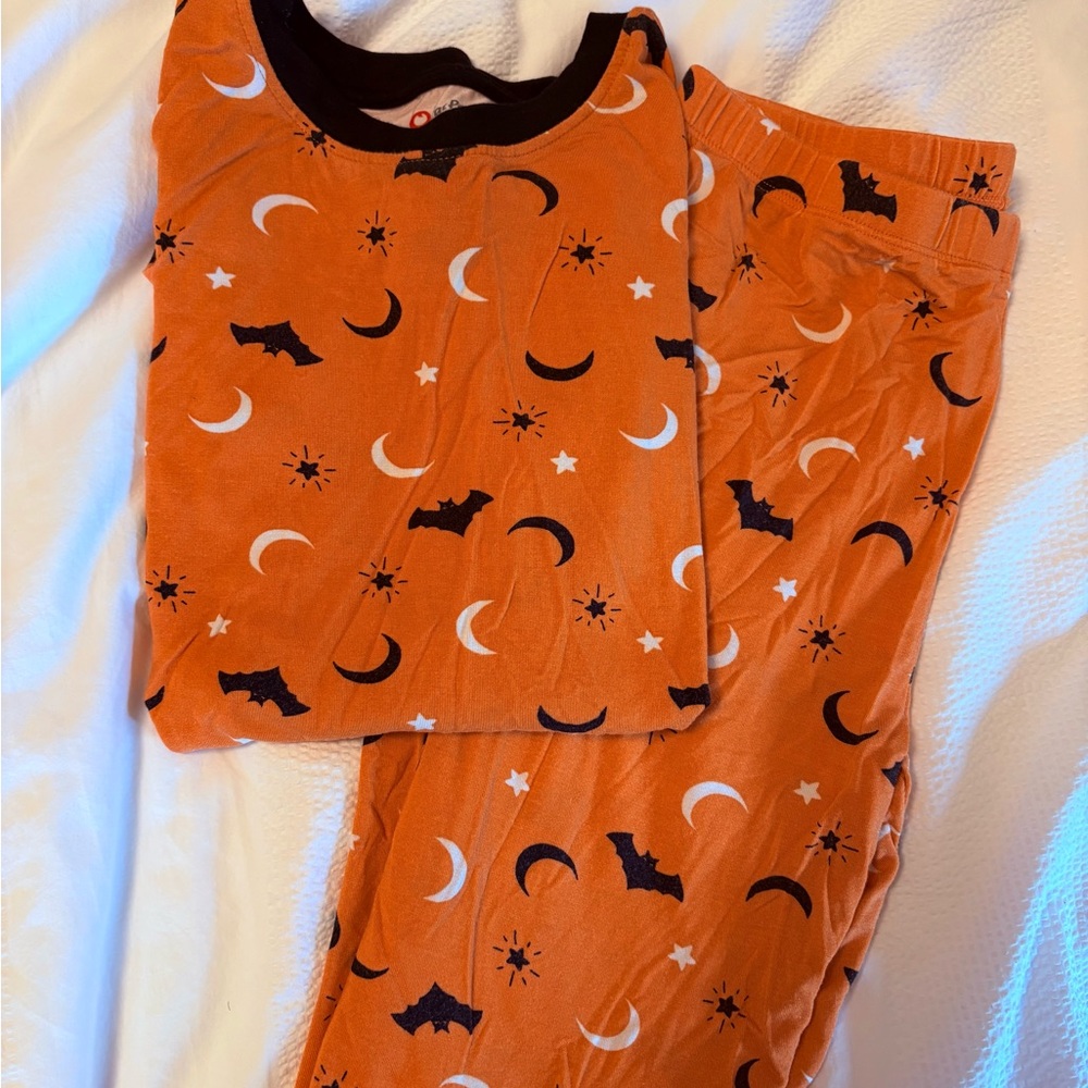 PatPat Orange Halloween Moon & Bat Kids Pajama Set